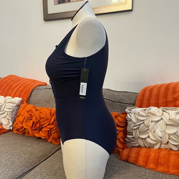 ❣️🆕Nicole Miller Studios Navy Criss Cross Strap Detail One Piece Swimsuit❣️ - Picture 5 of 9